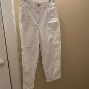 Pleated chinos